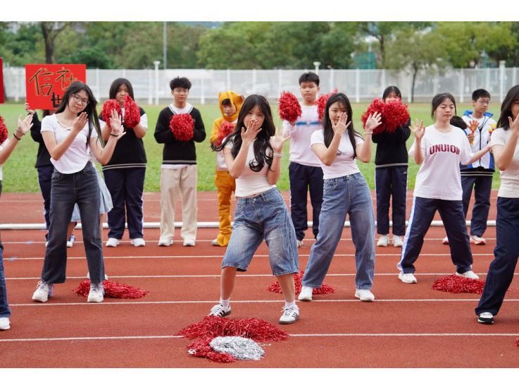 kids-cheering-big