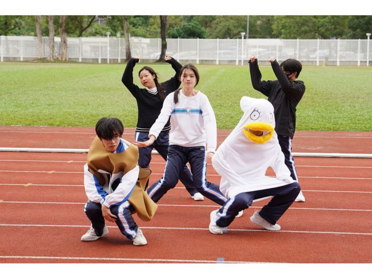 kids-cheering-big